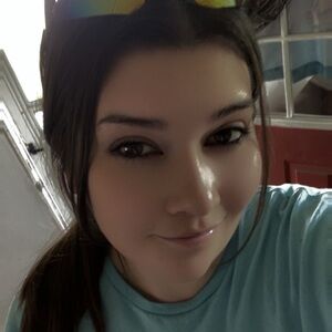 Meet your Posher, Taylor Young